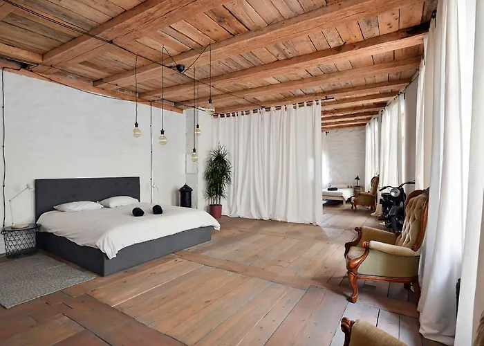 Doma Church Apartment *